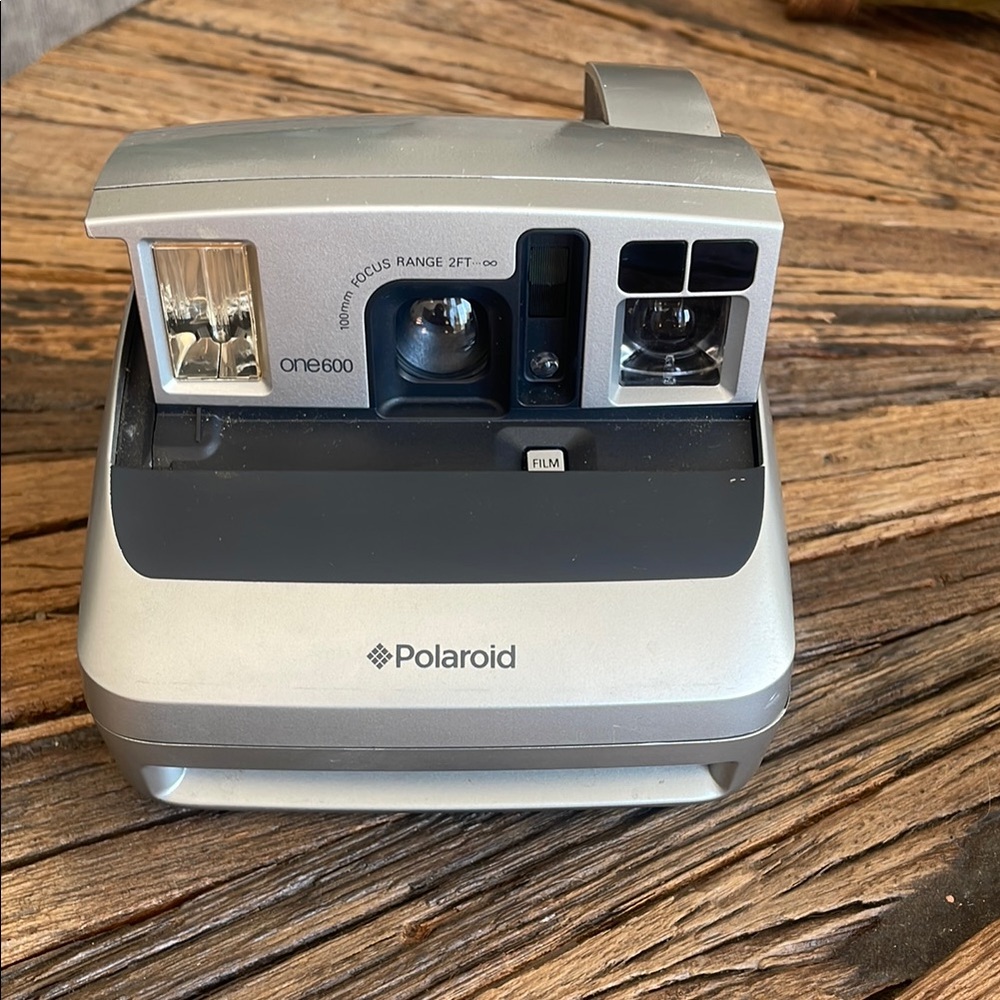 Vintage Polaroid One600 Silver and Black Instant Camera